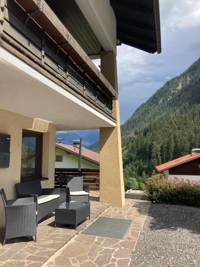 Haus Waldblick Appartement Hopfgarten in Defereggen Buitenkant foto
